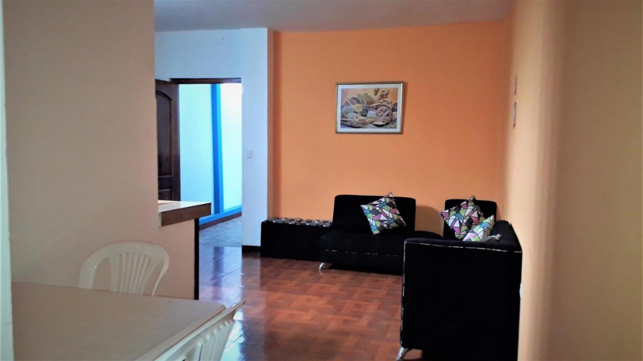 Hostal El Pinzon Puerto Ayora  Exterior foto