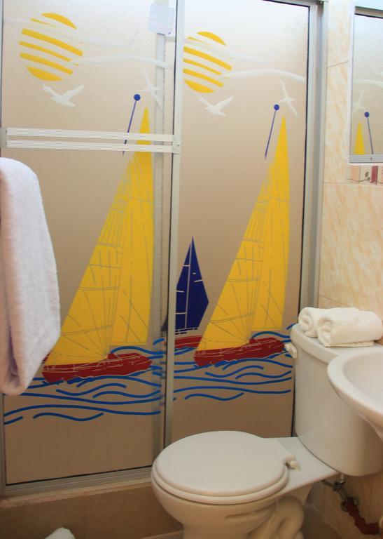 Hostal El Pinzon Puerto Ayora  Zimmer foto