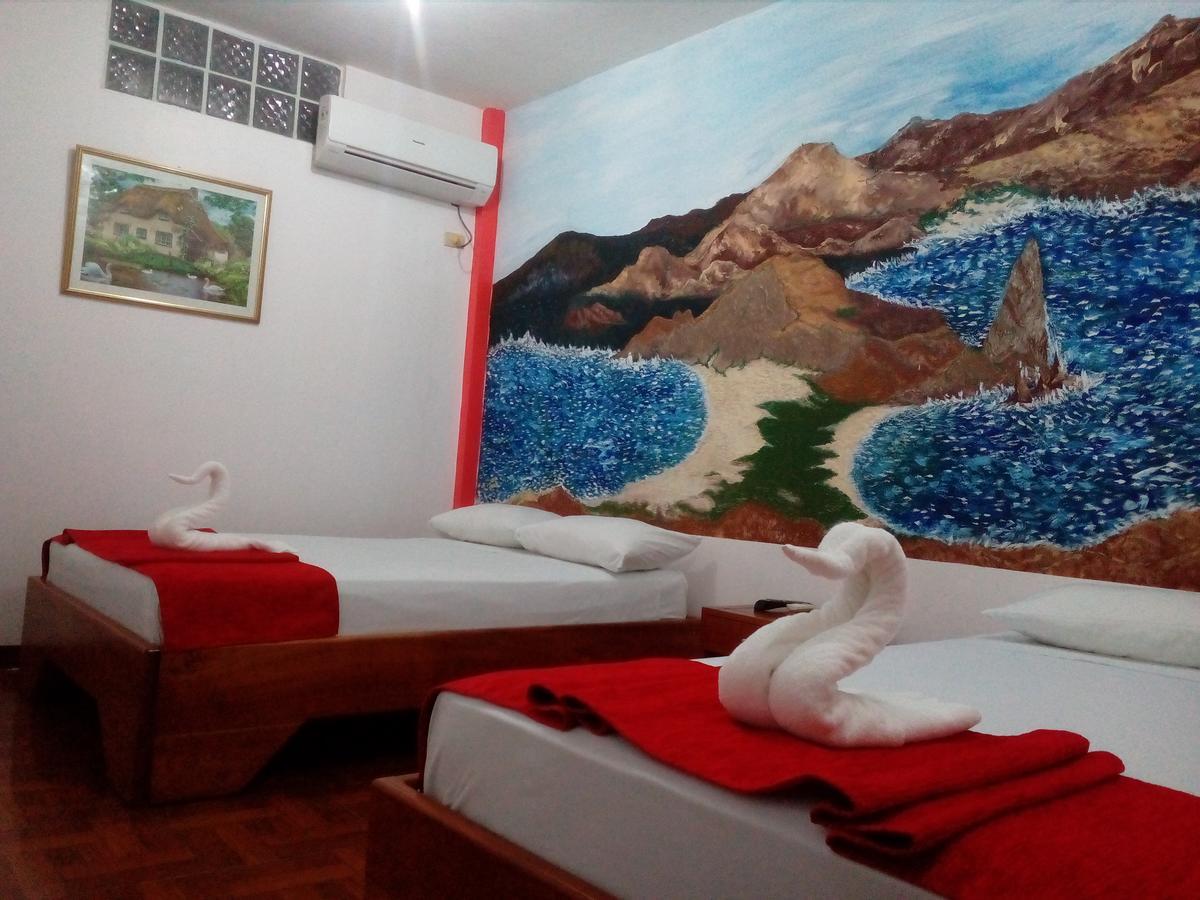 Hostal El Pinzon Puerto Ayora  Exterior foto