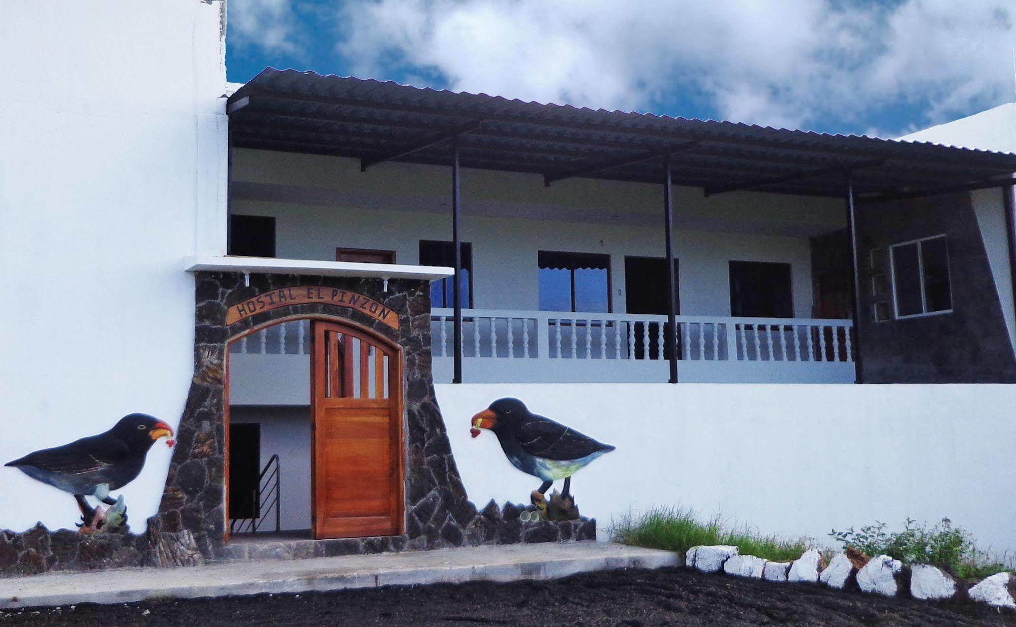 Hostal El Pinzon Puerto Ayora  Exterior foto